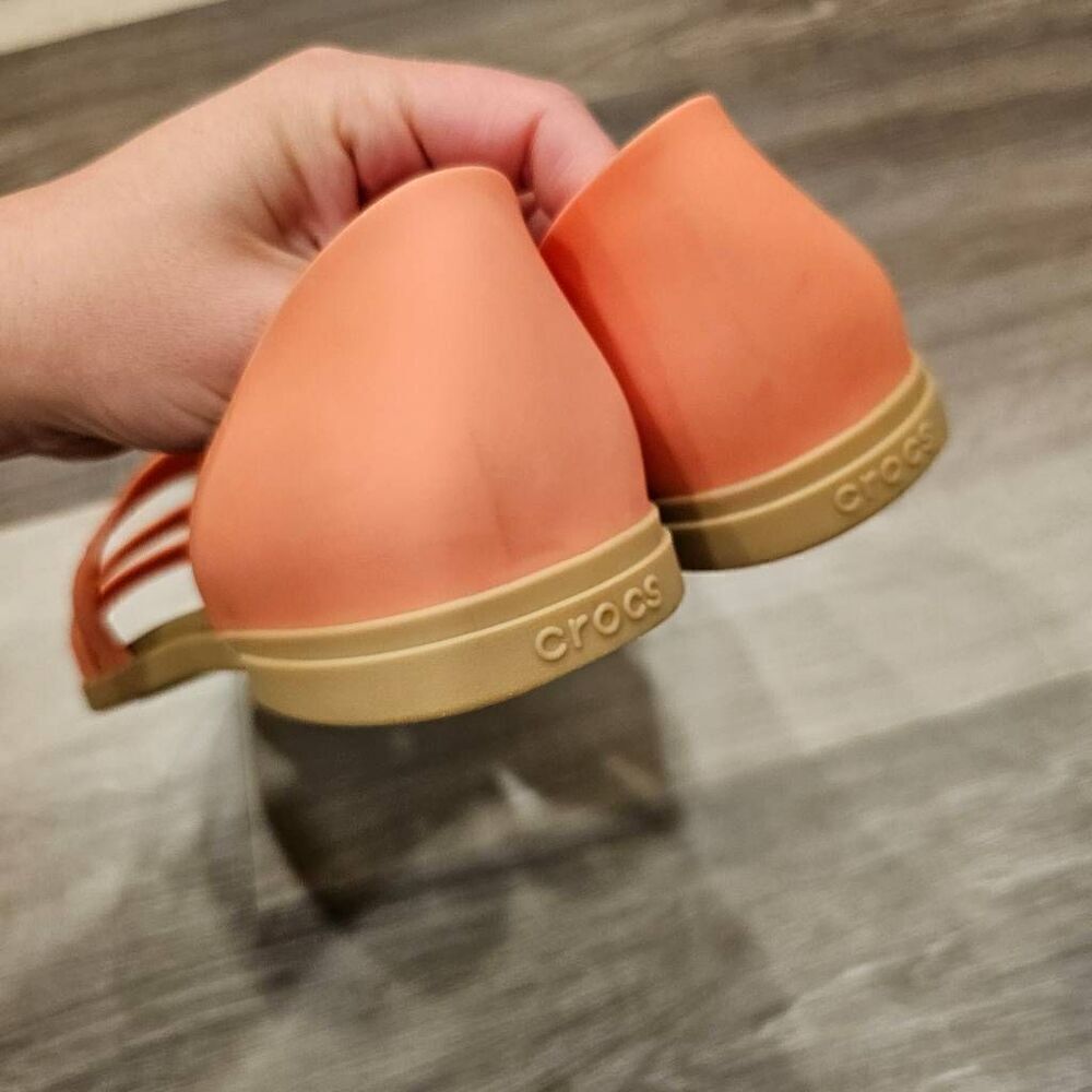 Crocs slippers Peach color flats - Picture 4 of 6